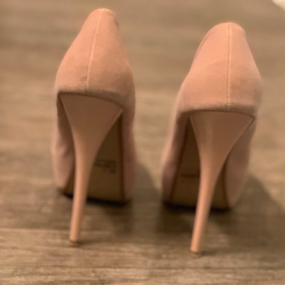 Spiked Heels - Picture 3 of 4